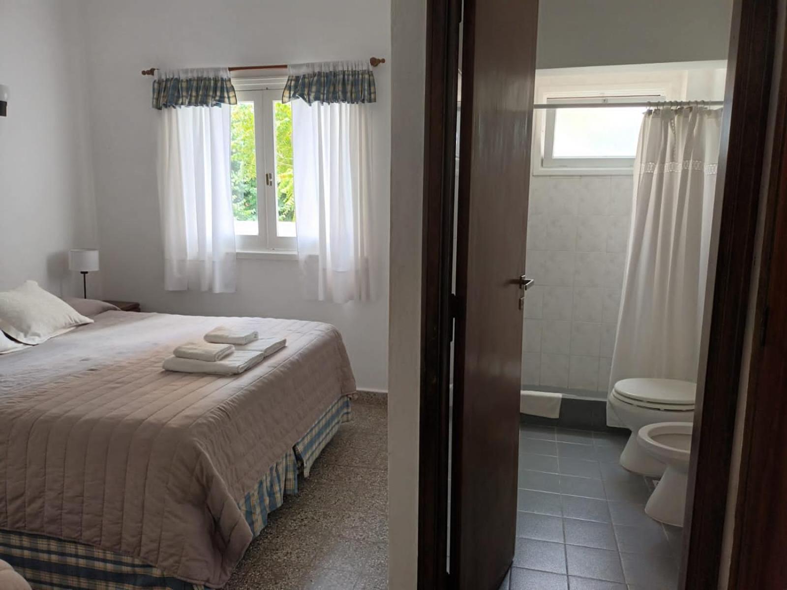 Hosteria Sajonia Villa Gesell Esterno foto