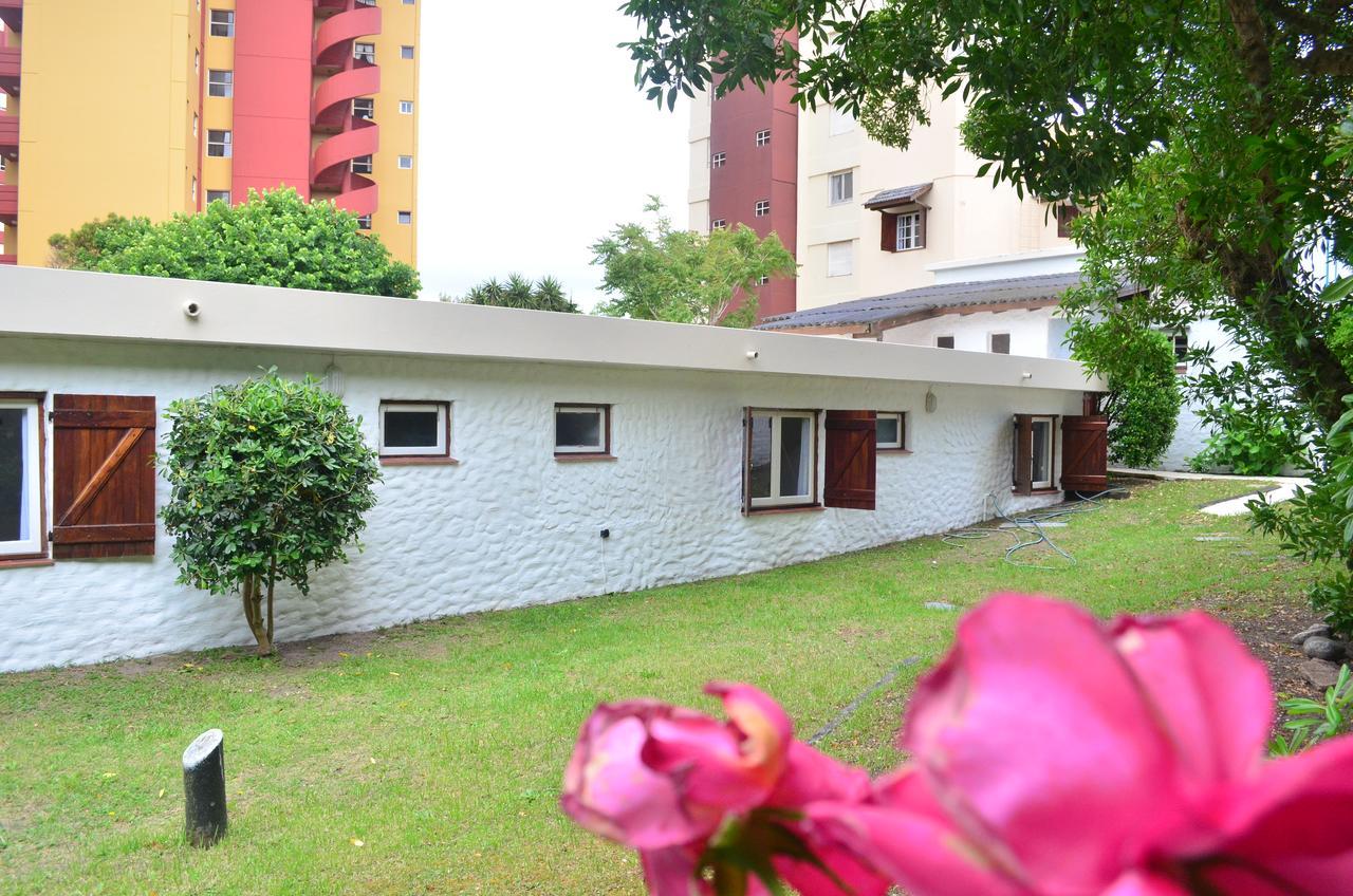 Hosteria Sajonia Villa Gesell Esterno foto